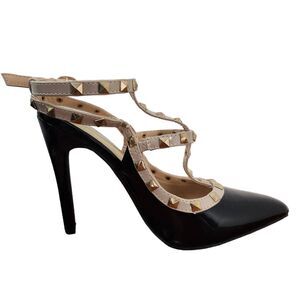 It's OK Black and Tan Strappy Heels Size 8W pointy toe heels wide heels